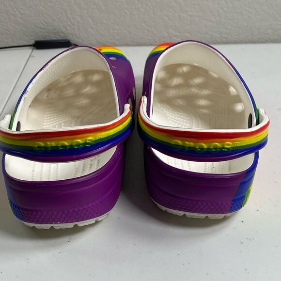 EUC CROCS Adult Unisex Classic Rainbow Clogs Sandals Shoes - Men 9 - Women 11 - Picture 6 of 9